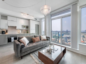Designer One Bedroom Suite - Entertainment District Toronto
